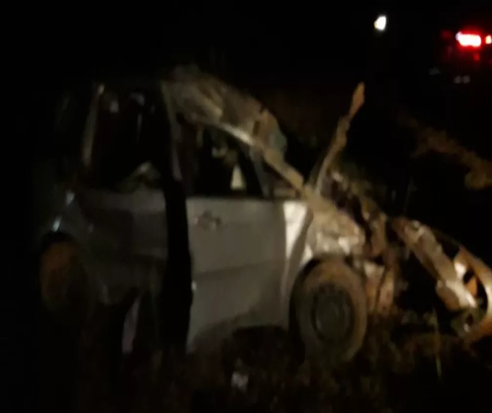 Veículo com 7 ocupantes cai em ribanceira e faz 6 vítimas em Lagoa Santa