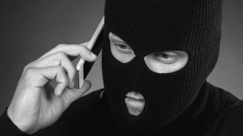 Morador de Vespasiano perde quase R$ 1 mil após ameaça por telefone