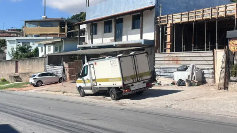 Homem é morto a tiros após discussão em bar no bairro São Benedito, em Santa Luzia